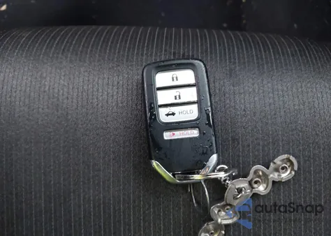 2019 Honda Accord Lx z USA, uszkodzony, nr VIN 1HGCV1F1XKA109813